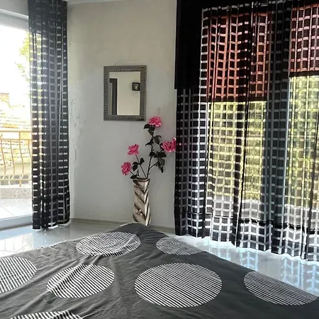 Helga Appartement Obzor
