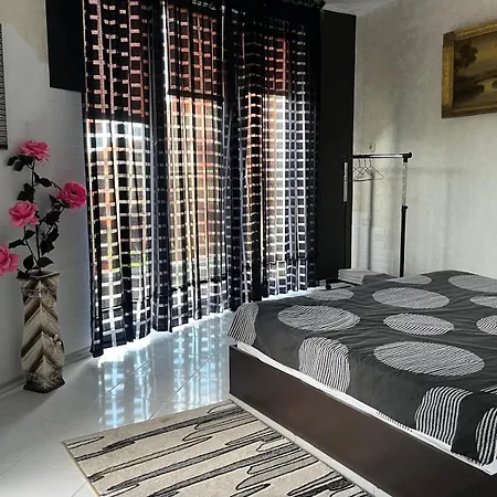 Helga Appartement *